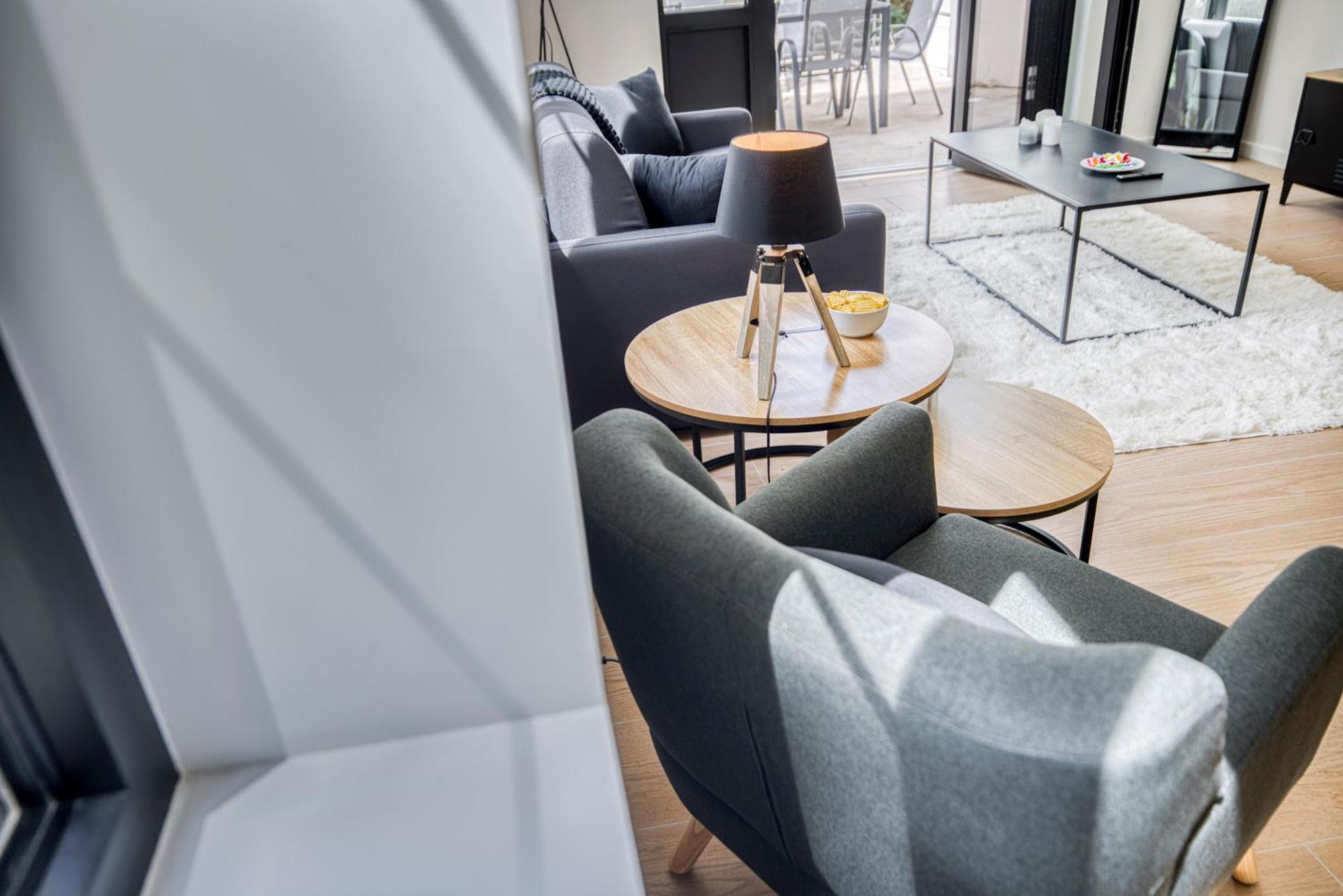 Vourles 1 - Grand Appartement Spacieux Dans Un Chateau Du 17Eme Siecle, A 15Min De Lyon מראה חיצוני תמונה