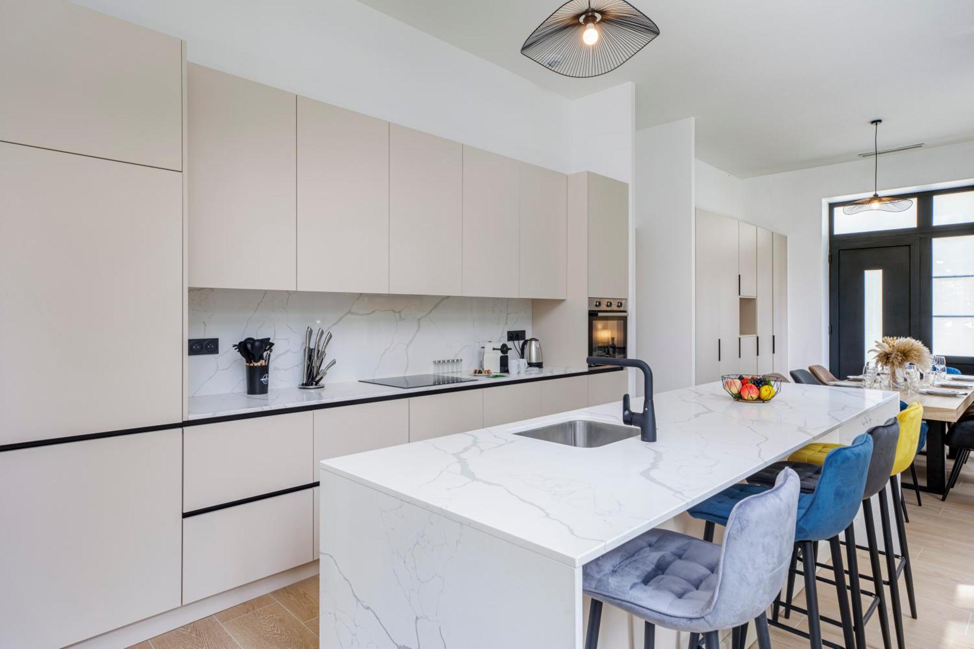 Vourles 1 - Grand Appartement Spacieux Dans Un Chateau Du 17Eme Siecle, A 15Min De Lyon מראה חיצוני תמונה