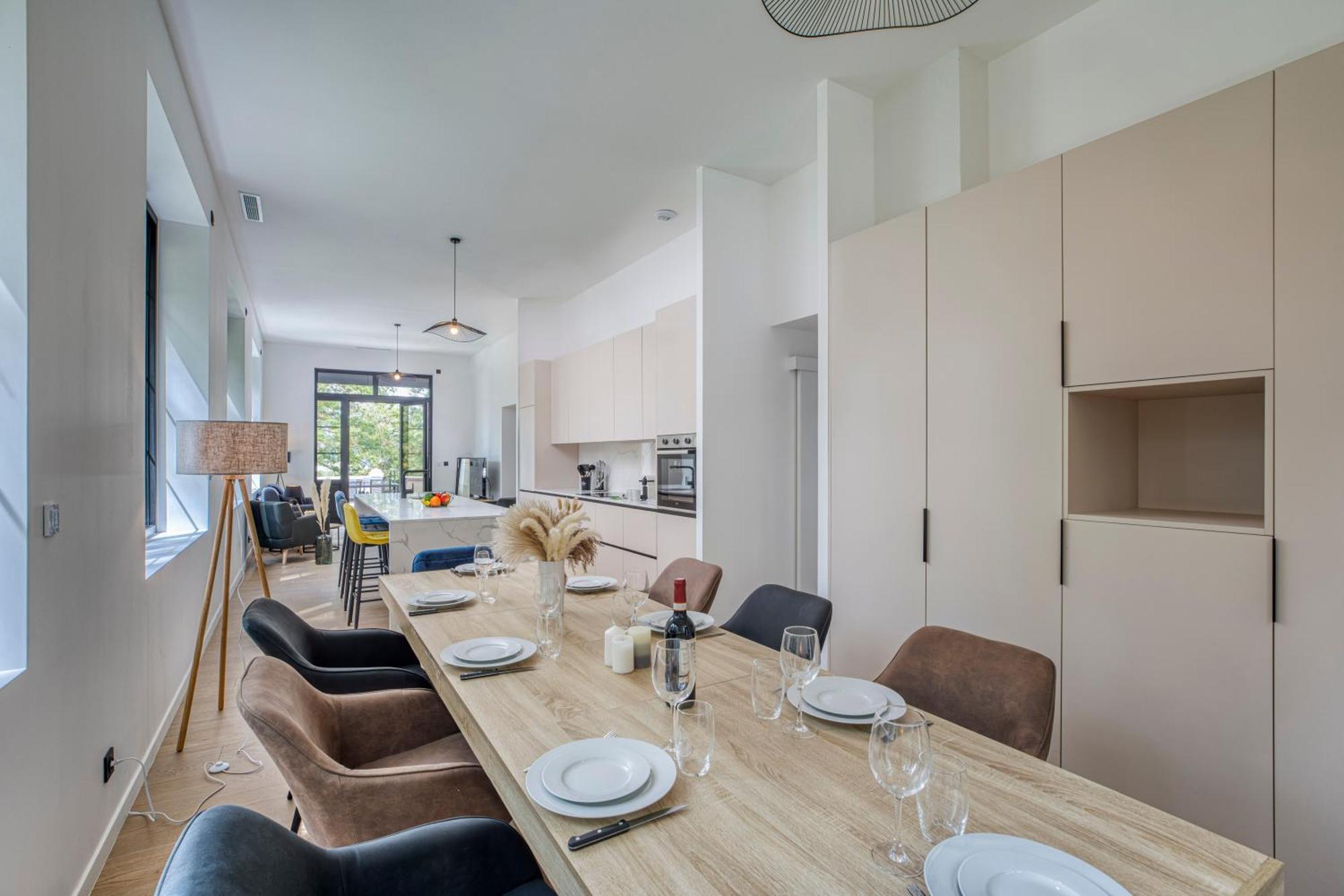 Vourles 1 - Grand Appartement Spacieux Dans Un Chateau Du 17Eme Siecle, A 15Min De Lyon מראה חיצוני תמונה