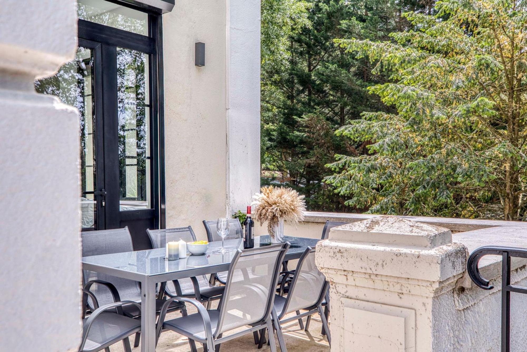 Vourles 1 - Grand Appartement Spacieux Dans Un Chateau Du 17Eme Siecle, A 15Min De Lyon מראה חיצוני תמונה